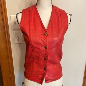 Red Vest for Effortless Style and Comfort